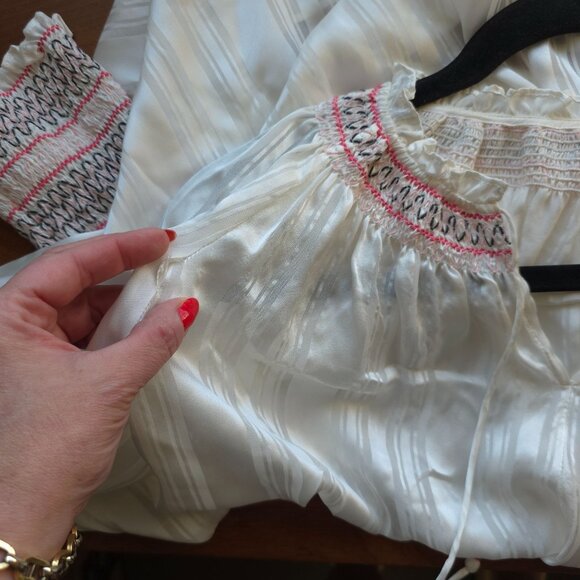 Johnny Was Silk Boho Top Womens Medium Embroidered Smocked Hippie Bishop Balloon - Picture 5 of 6